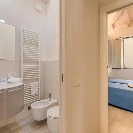 Casa Del Geco With Terrace And Parking - Happy Apartment