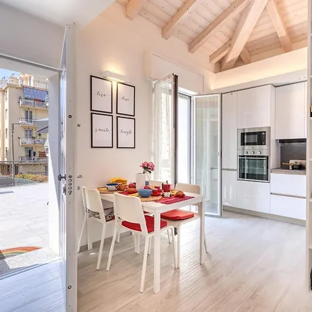 Casa Del Geco With Terrace And Parking - Happy Apartment *