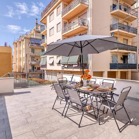 Apartment Casa Del Geco With Terrace And Parking - Happy
