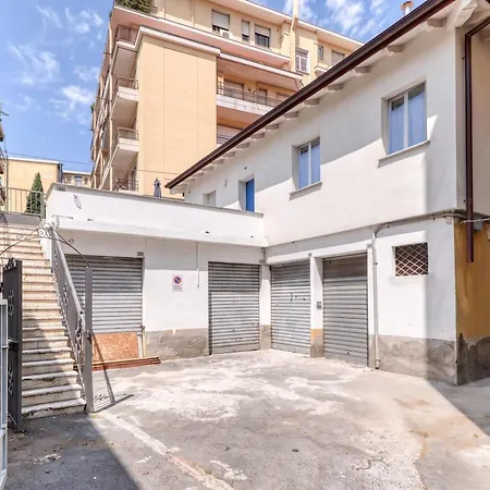 Casa Del Geco With Terrace And Parking - Happy Apartment *