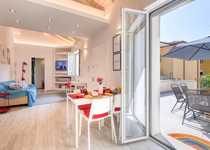 Casa Del Geco - Happy *